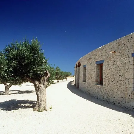 Hotel Cases De Sant Jaume 3*
