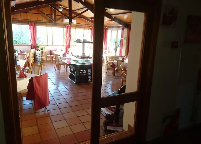 Hotel Cases De Sant Jaume 3*